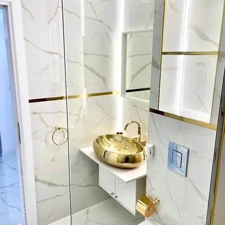 Flat In Апартамент Шумен